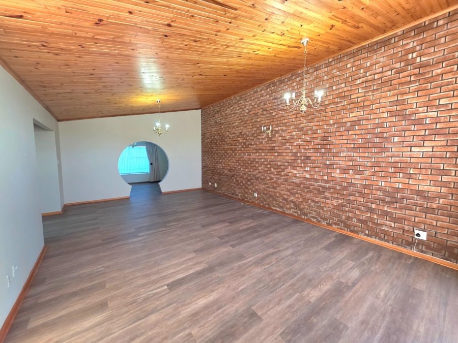 3 Bedroom Property for Sale in Eureka Free State